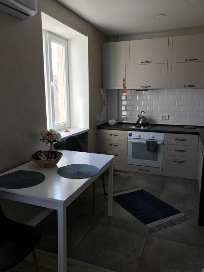 Flat in the city center Apartment เคอร์ซอน ภายนอก รูปภาพ